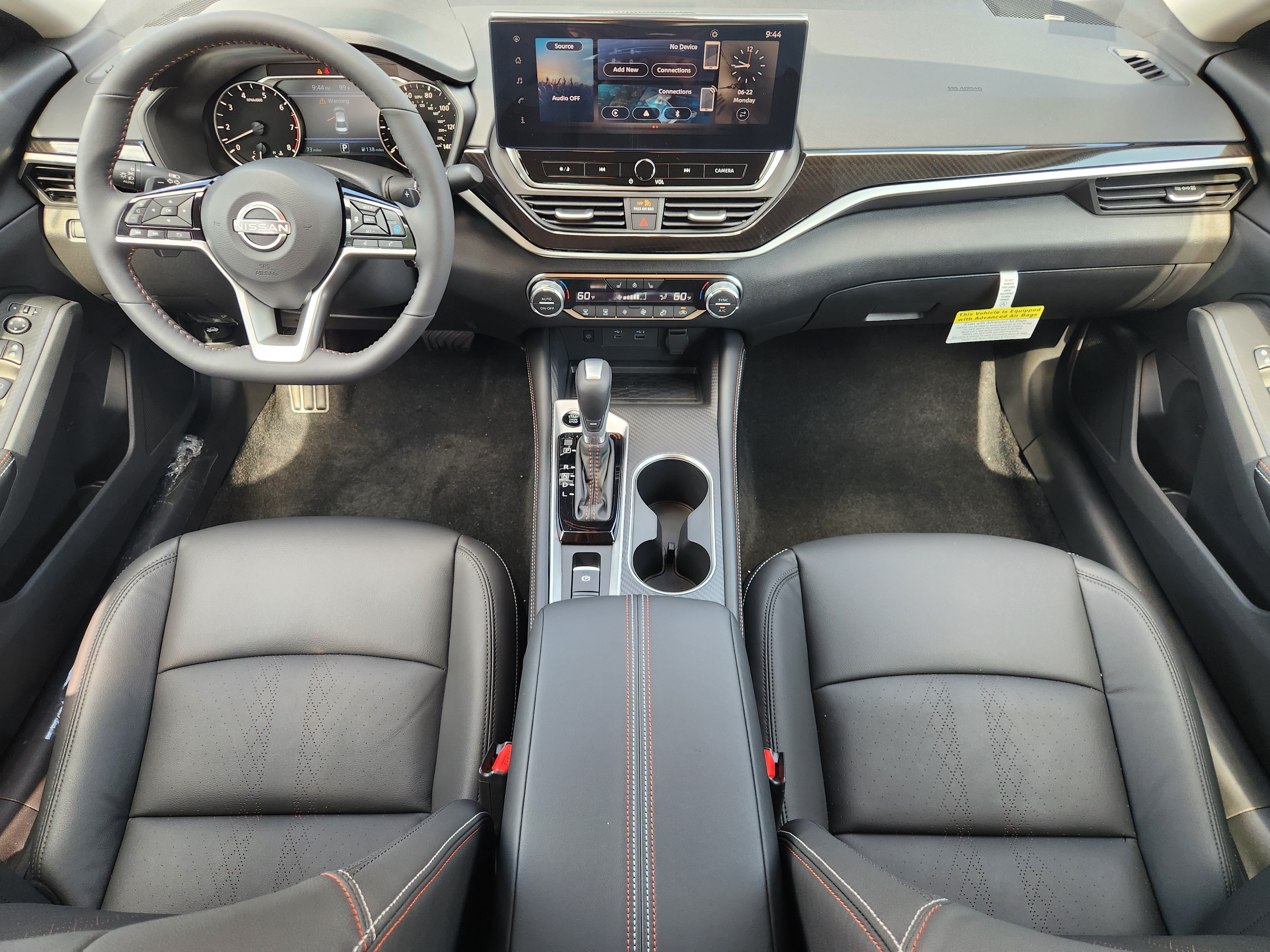 New 2026 Gray Sky Pearl / Super Black Two-tone Nissan SR image 26