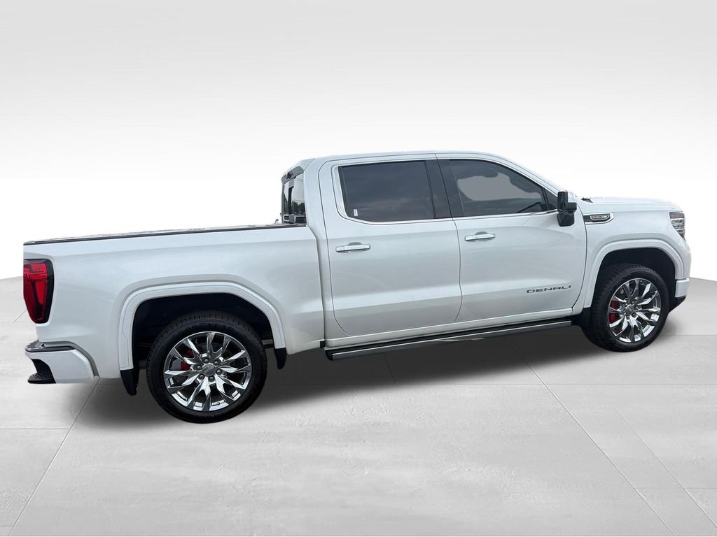 Used 2023 White GMC Denali image 7