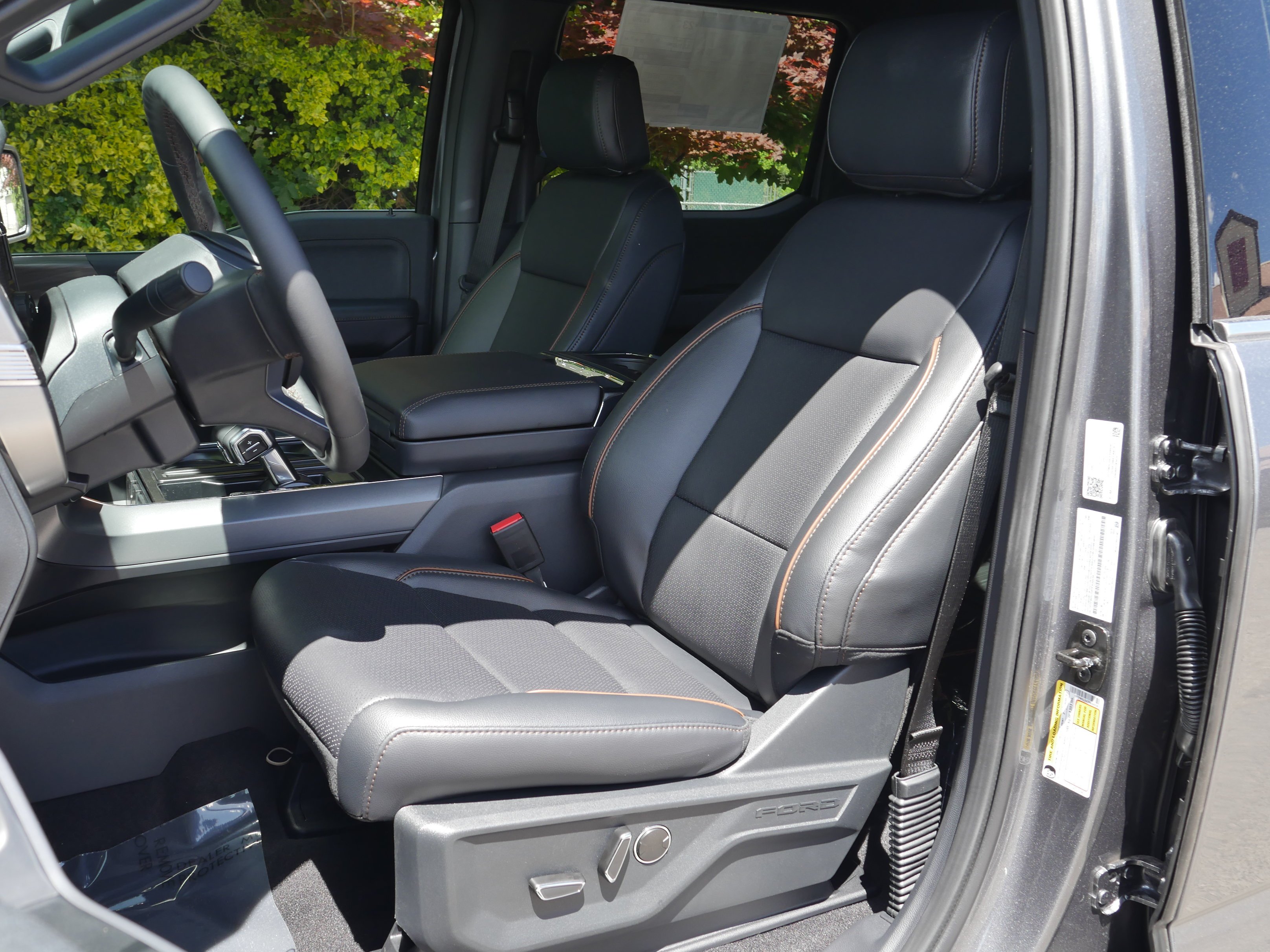 New 2026 Carbonized Gray Metallic Ford Lariat® image 39
