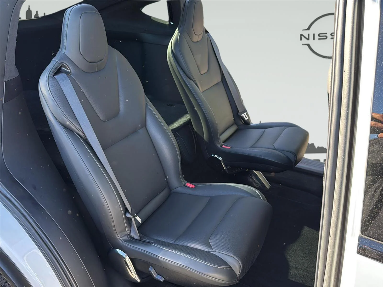Used 2023 Pearl White Multi-Coat Tesla Plaid image 24