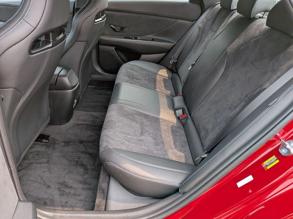 Used 2025 Red Hyundai Base image 23