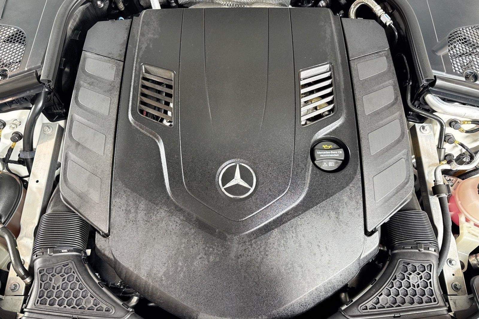 Used 2021 Designo Diamond White Mercedes-Benz S 580 image 28