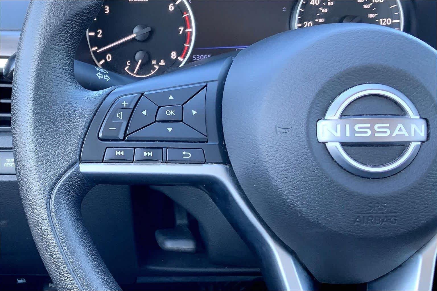 Used 2024 Gun Metallic Nissan 2.5 SV image 23