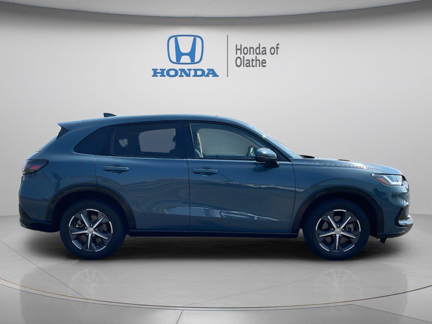 Certified 2024 Honda HR-V EX-L with VIN 3CZRZ2H74RM706516 for sale in Kansas City