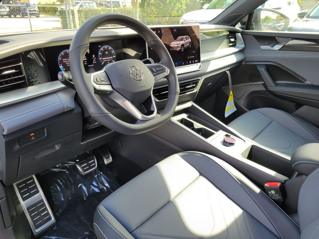 New 2026 White/off-white Volkswagen 2.0T SE R-Line Black image 11