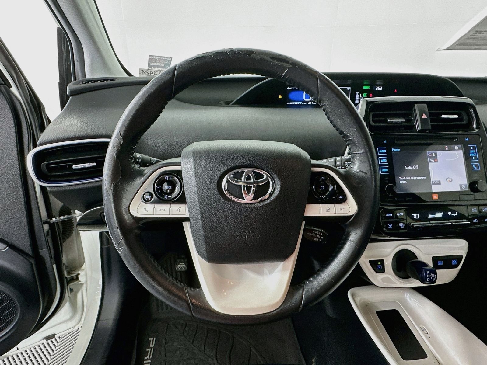 Used 2016 Blizzard Pearl Toyota Four Touring image 11