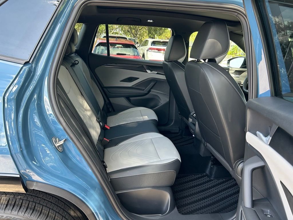 New 2026 Blue Volkswagen 2.0T SE R-Line Black image 43