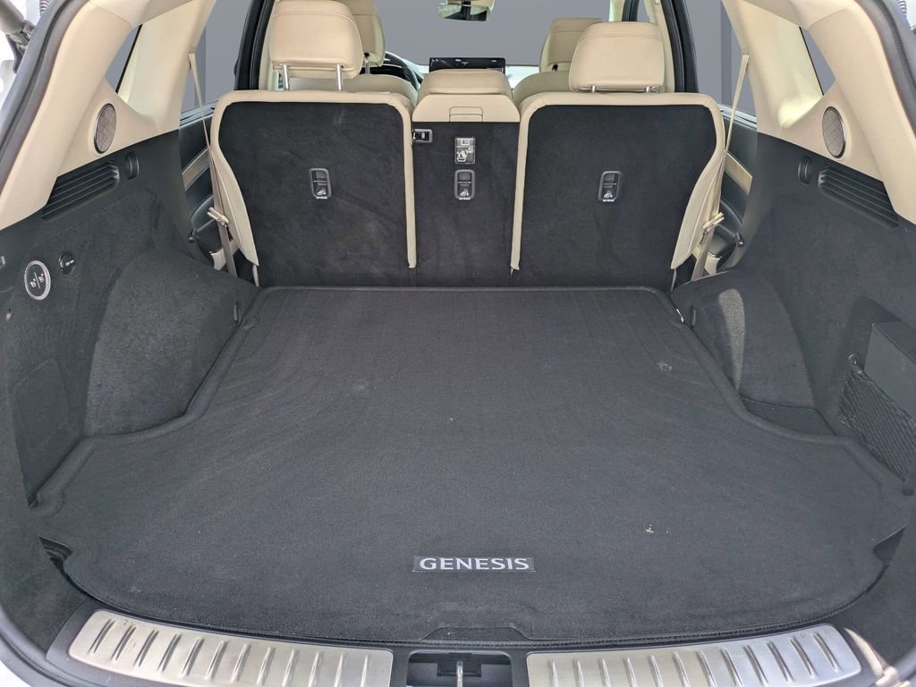 Used 2022 White Genesis 3.5T image 12