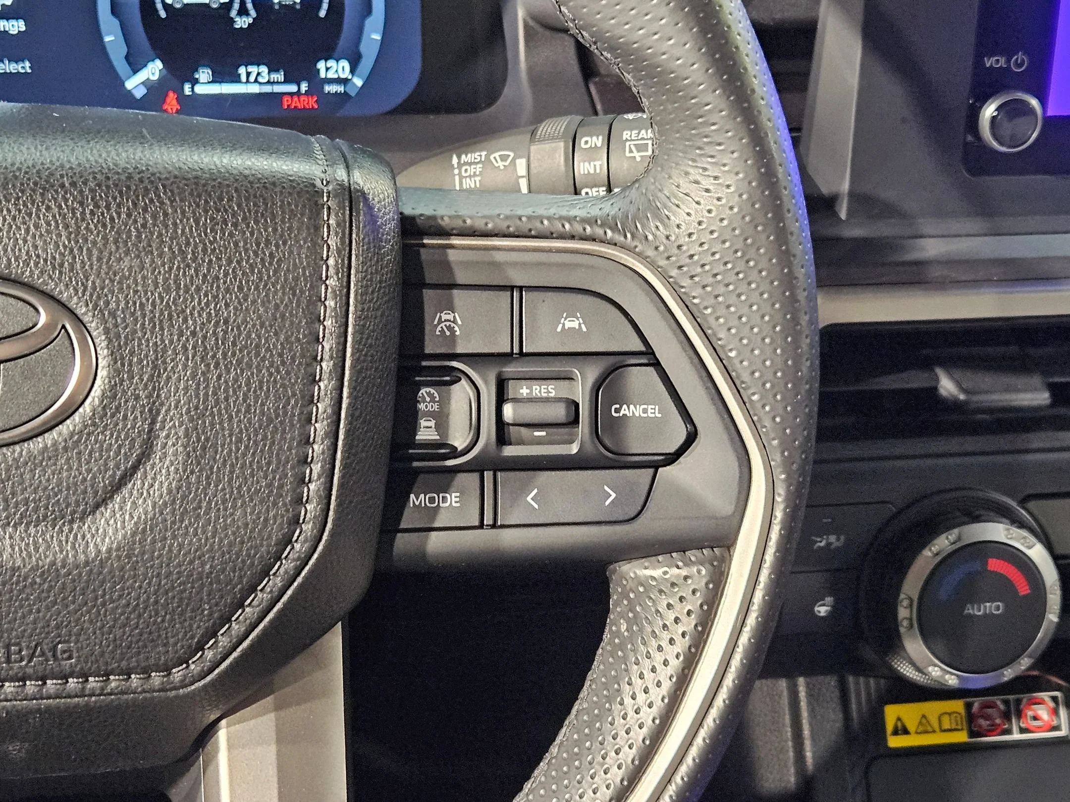Certified Used 2025 Everest Toyota TRD Off Road image 28
