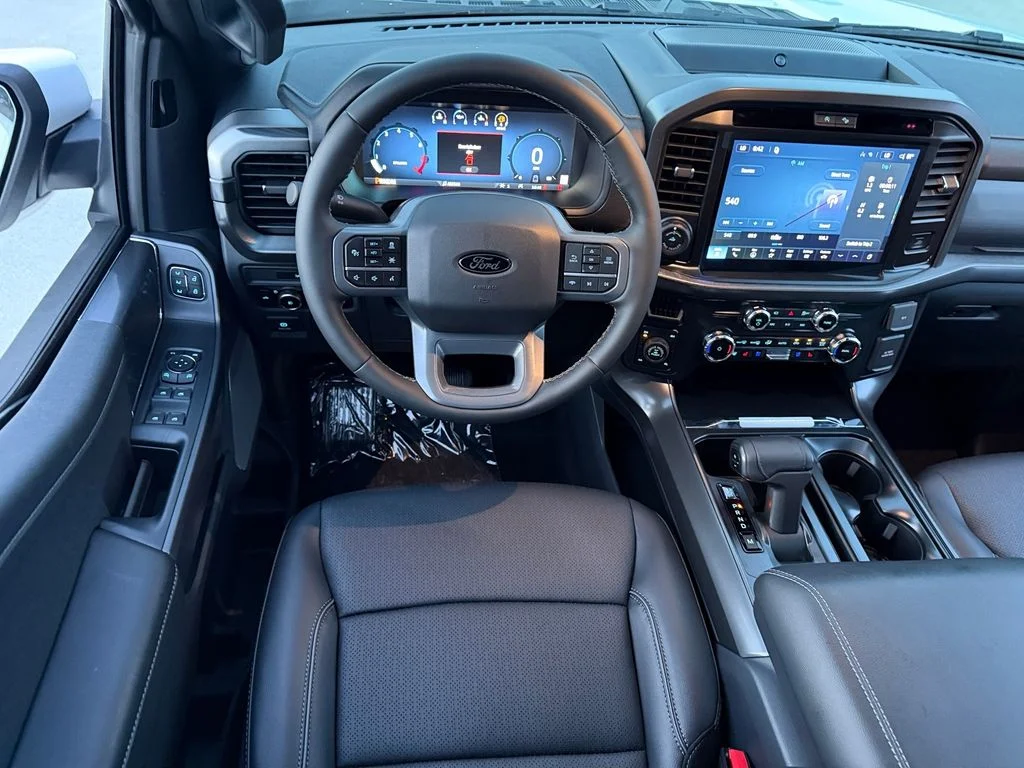 New 2026 Oxford White Ford Lariat® image 11