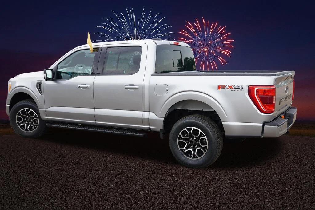 Certified Used 2023 Iconic Silver Metallic Ford XLT image 8