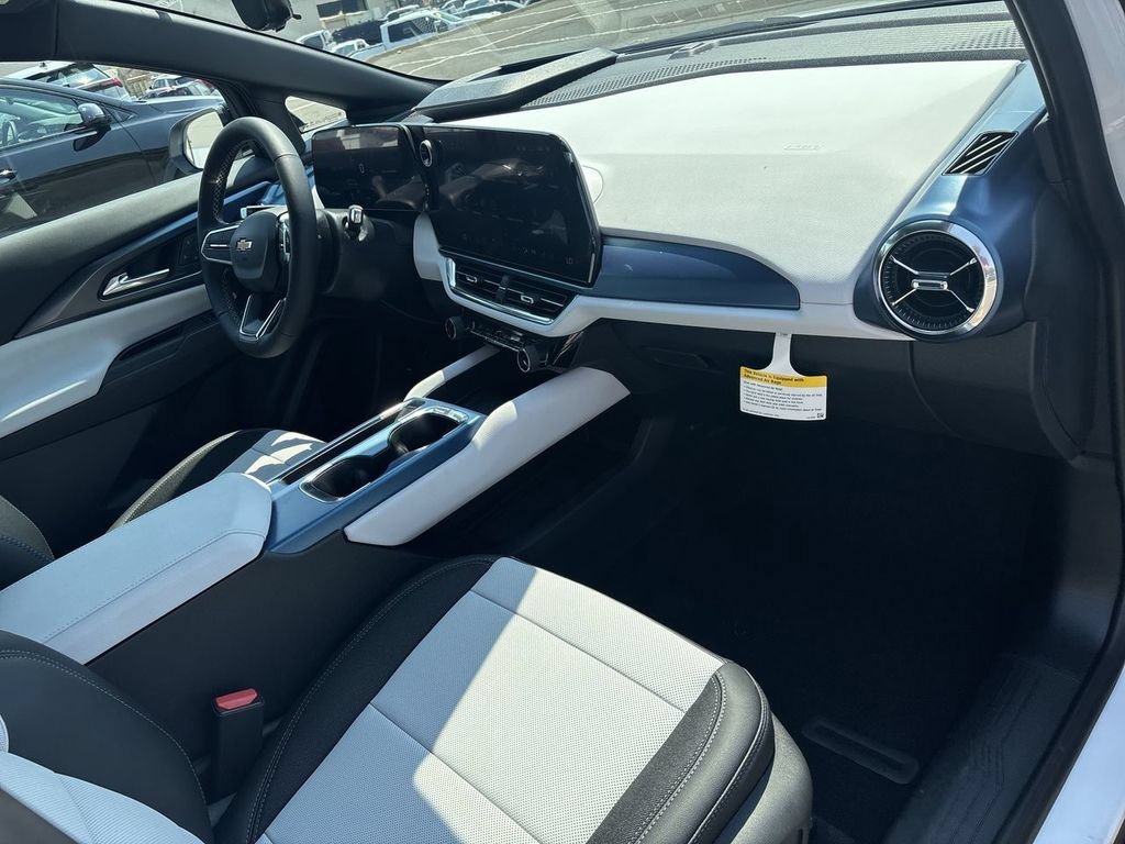 2026 Chevrolet Equinox EV 2LT - Photo 29