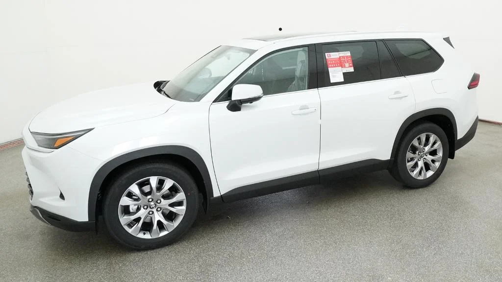 New 2026 Wind Chill Pearl Toyota Limited image 5