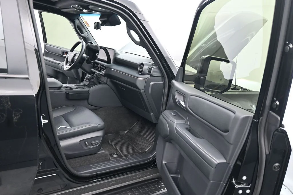 Used 2024 Black Toyota Base image 17