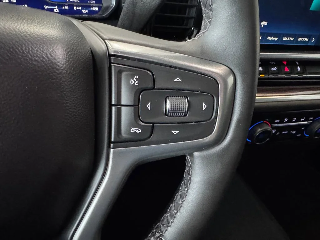 2023 Chevrolet Silverado 1500 LT - Photo 16