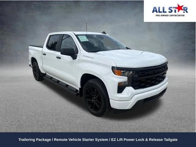2023 Chevrolet Silverado 1500 Custom Crew Cab Short Box's photo