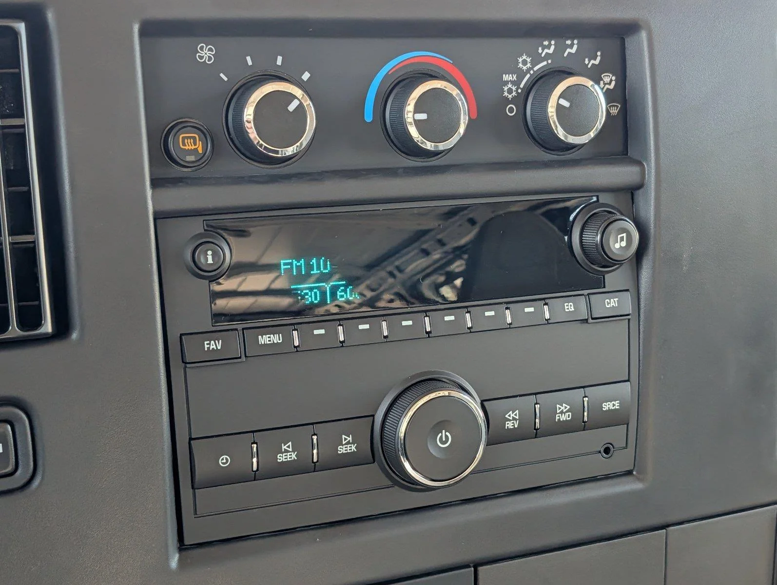 New 2026 Summit White GMC Work Van image 15