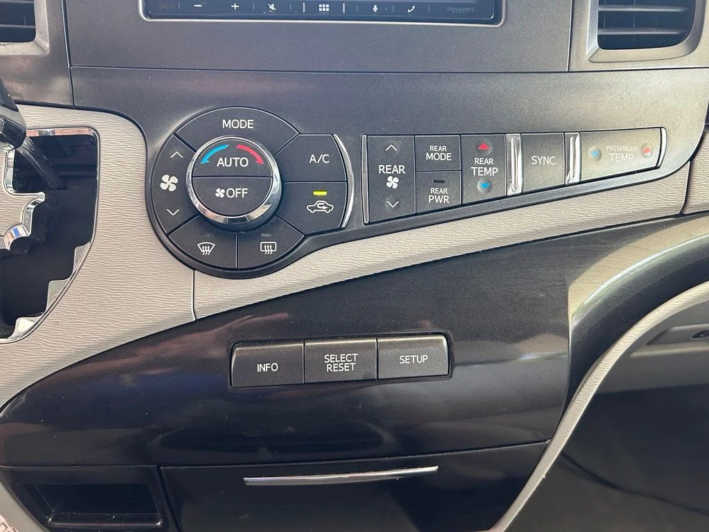 Used 2014 Gray Toyota LE image 45