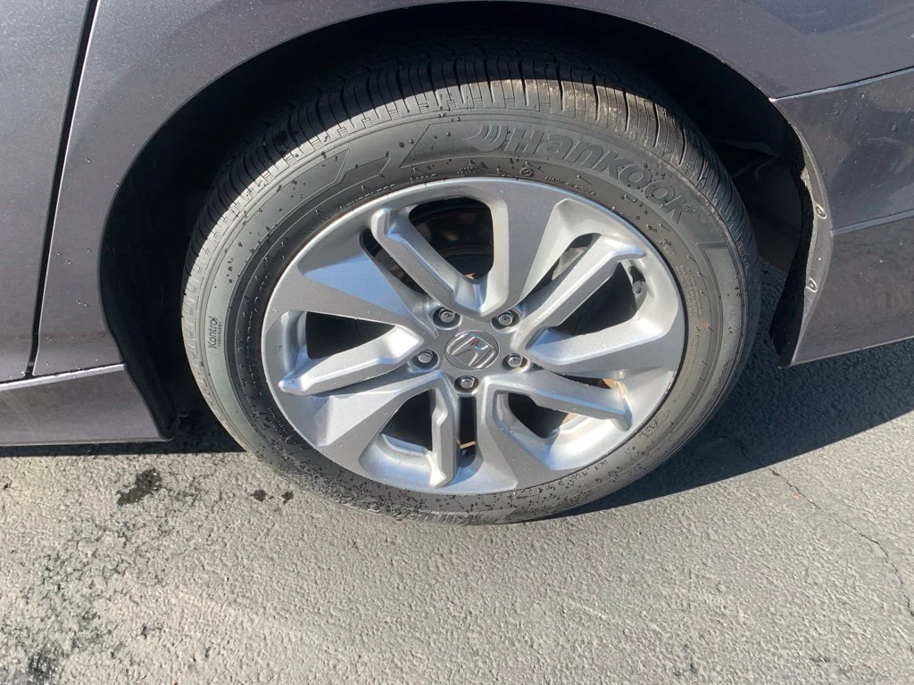 Used 2020 Lunar Silver Metallic Honda LX image 8