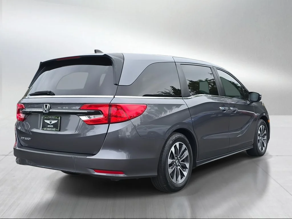 Used 2022  Honda EX-L image 4