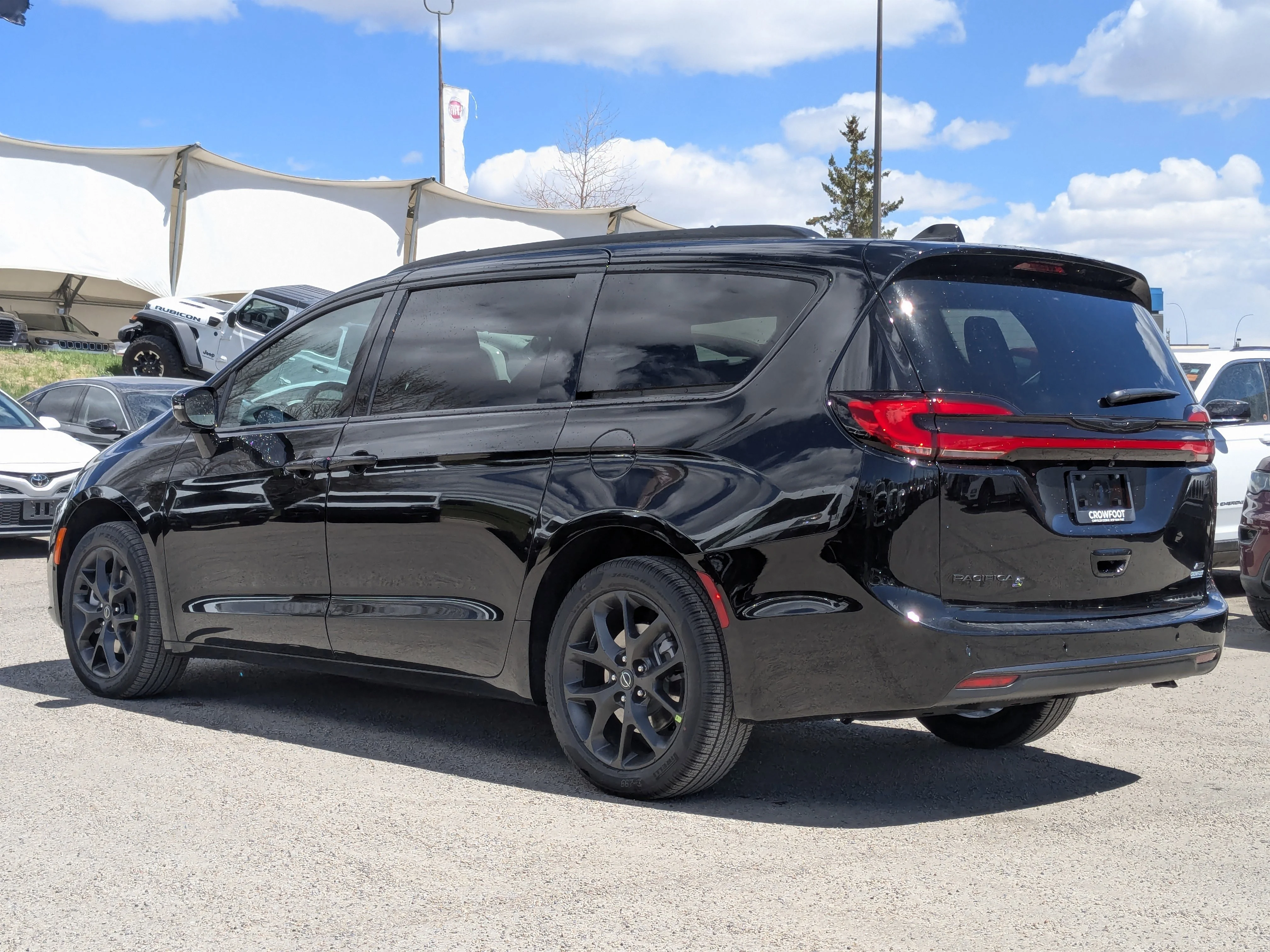 New 2026 Black Chrysler Select AWD - - 3.6L Pentastar VVT V6 - S Appearance Pkg w/ 20 Whls - Safety Sphere w/ 360 Camera & image 6