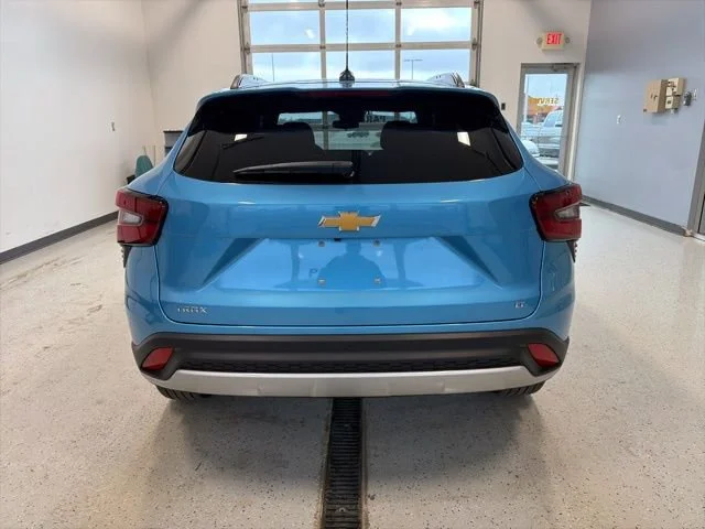 2026 Chevrolet Trax LT - Photo 8