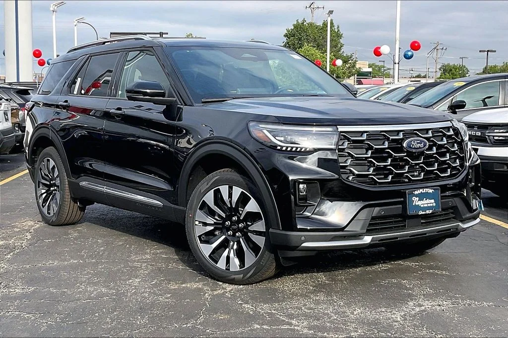 New 2026 Agate Black Metallic Ford Platinum™ image 35
