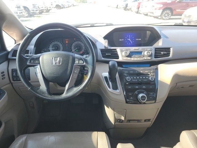 Used 2012 Dark Cherry Pearl II Honda Touring image 3