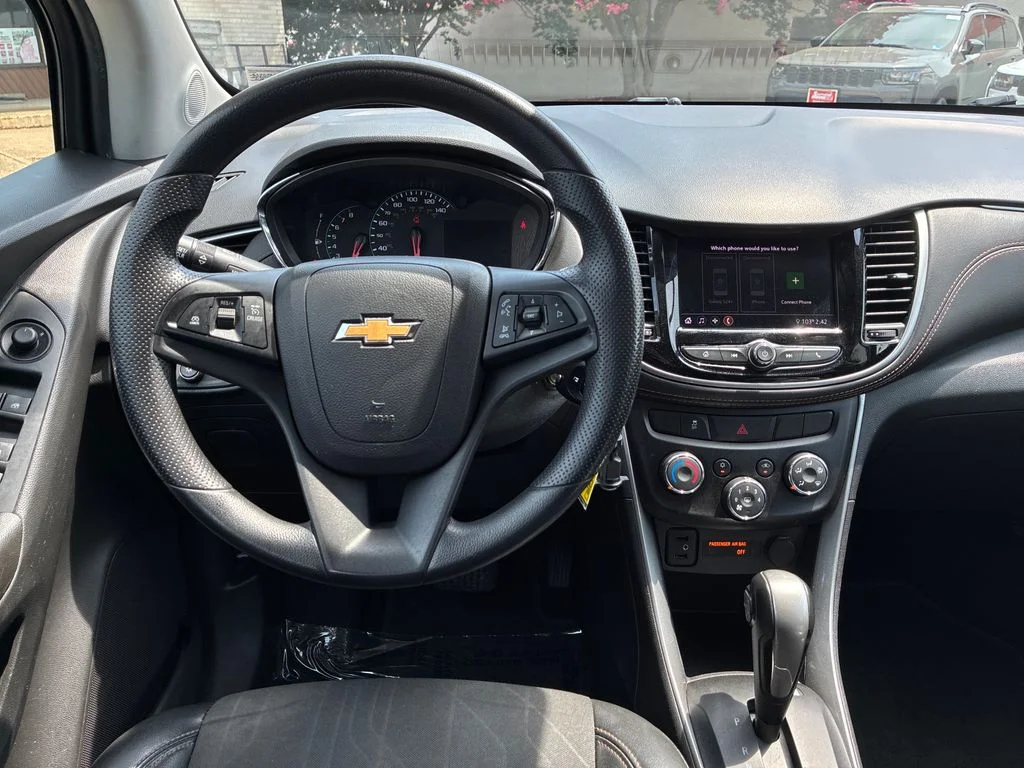 Used 2021 Silver Chevrolet LT image 14