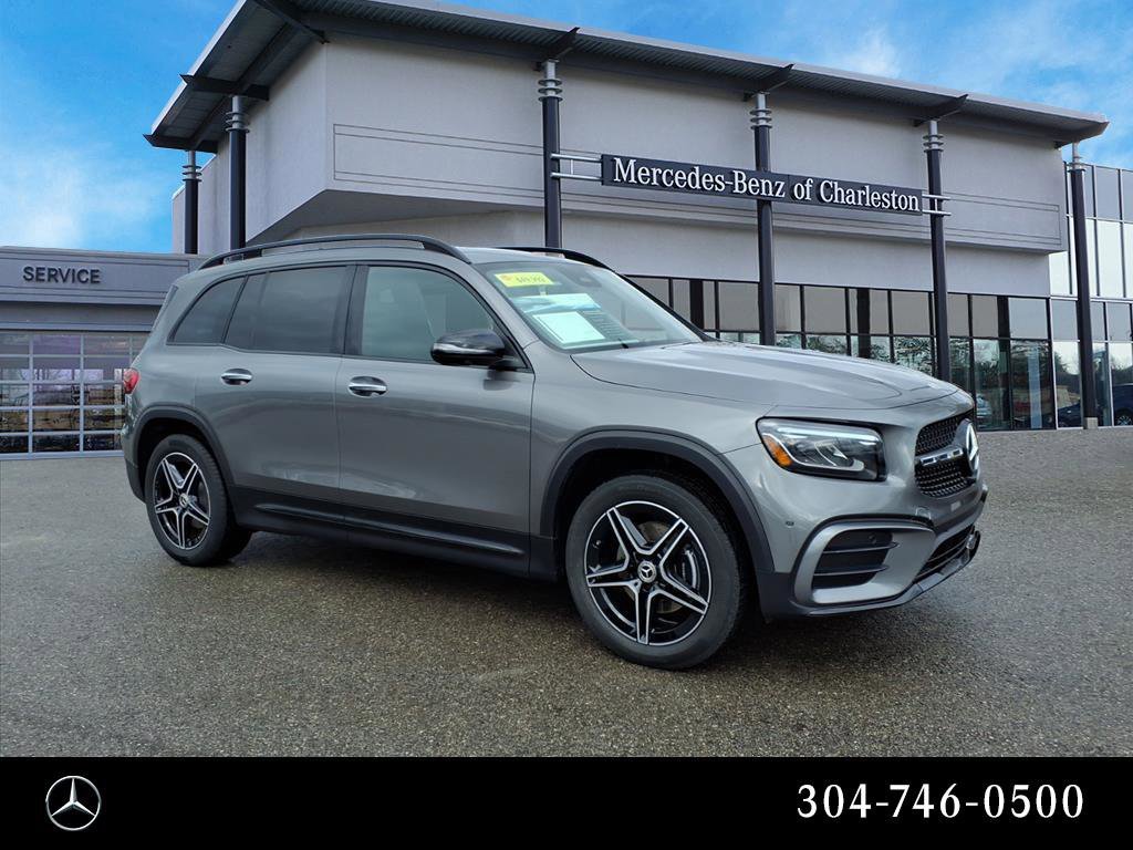 2025 Mercedes-Benz GLB GLB 250 4MATIC's photo