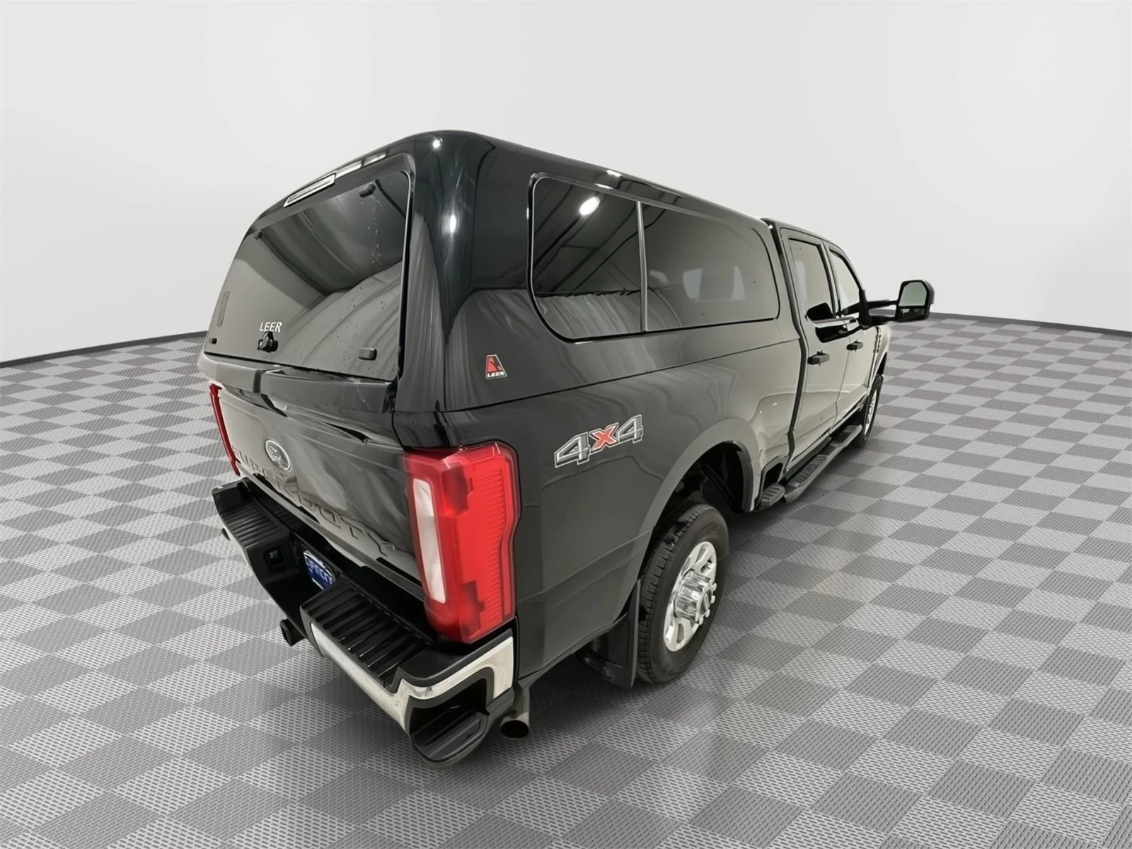 Used 2023 Agate Black Metallic Ford XL image 5