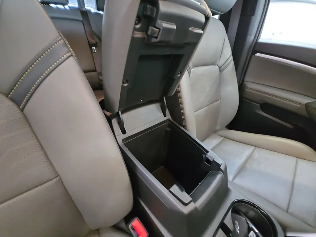 Used 2024 Sand Dune Metallic Chevrolet ZR2 image 30