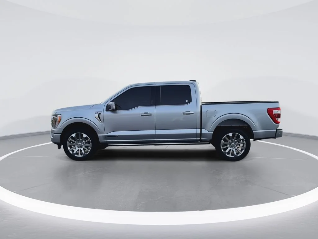 Used 2022 Silver Ford Limited image 5