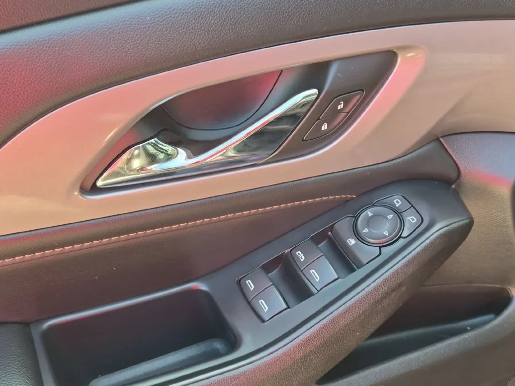 Used 2021 Red Chevrolet LT image 10
