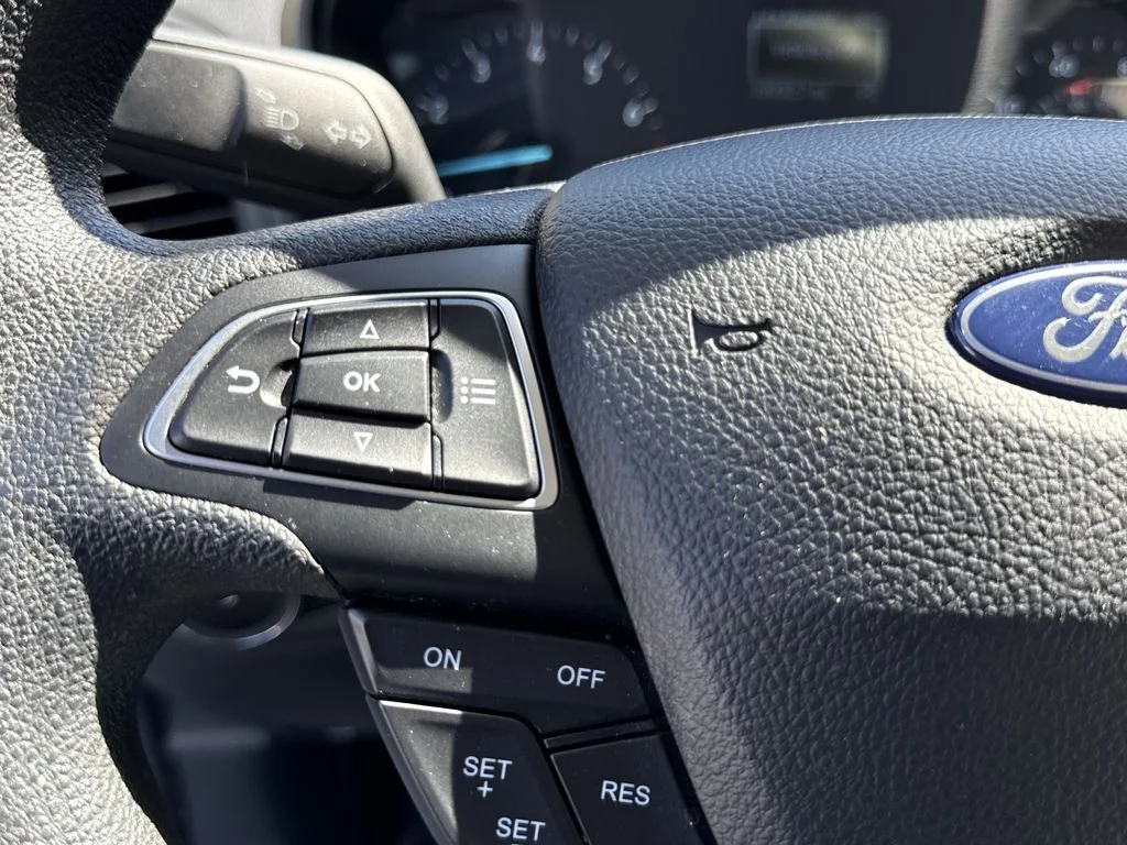 Used 2020 Diamond White Ford S image 20