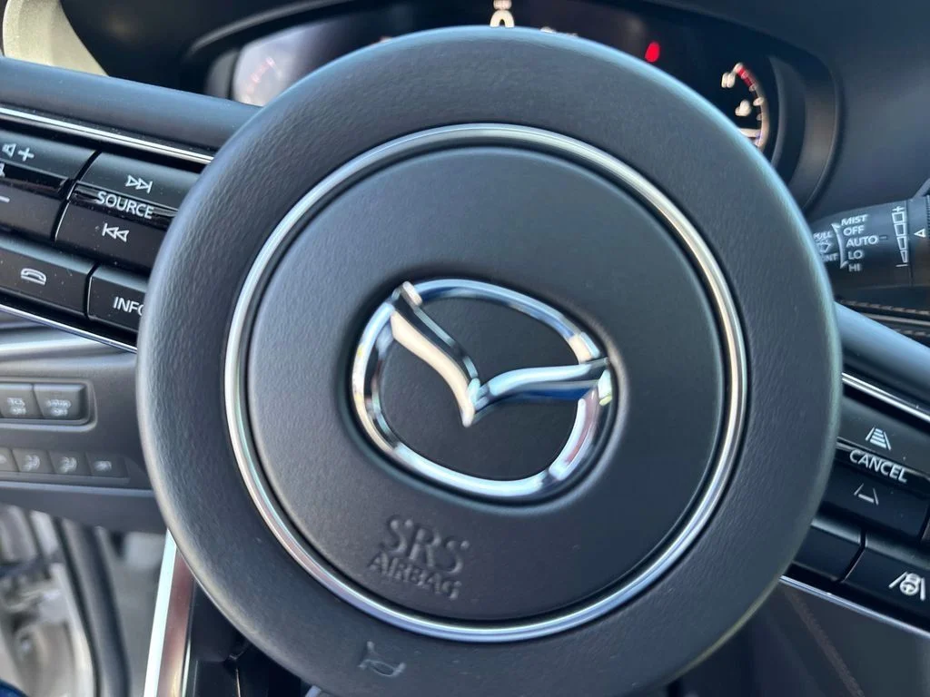 New 2026 Platinum Mazda 3.3 Turbo Premium Plus image 23