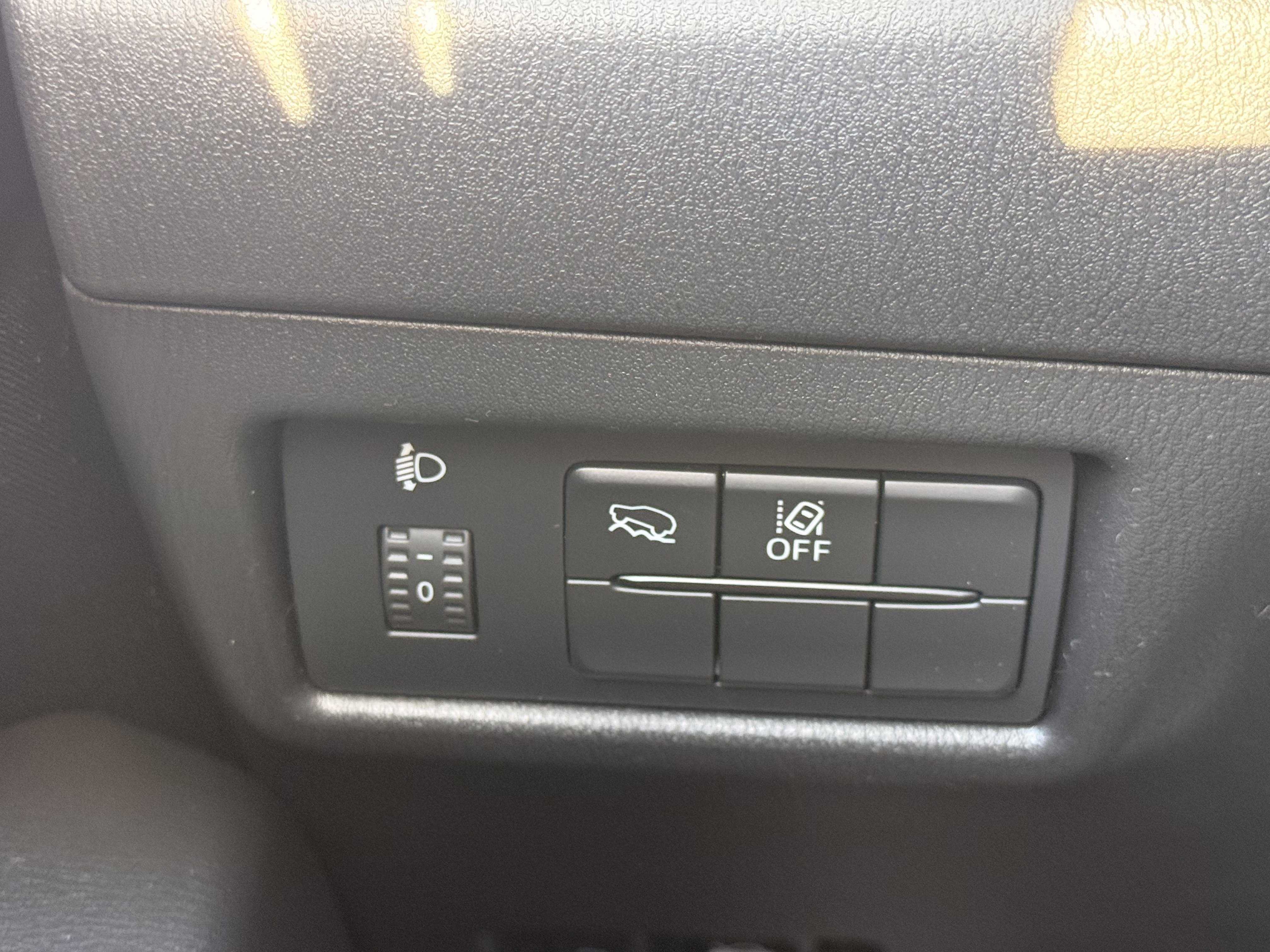 2025 Mazda CX-5 S - Photo 28