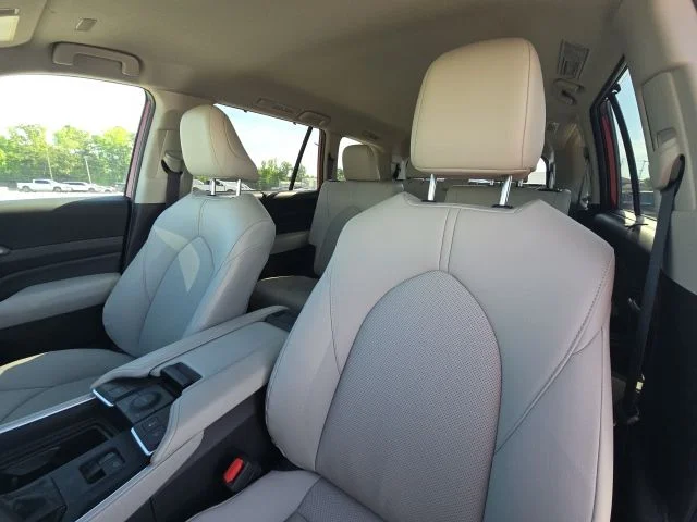 Used 2025 Red Toyota XLE image 25