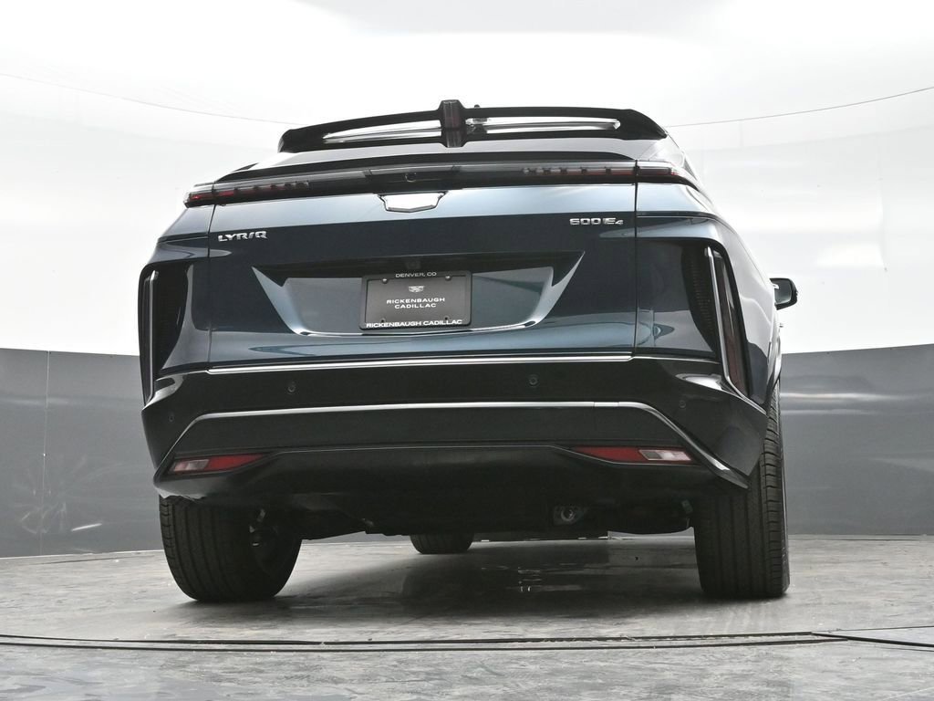2025 Cadillac LYRIQ Luxury 3 - Photo 22