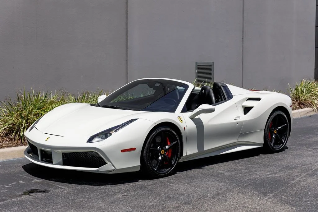 Used 2019 Bianco Avus Ferrari  image 53