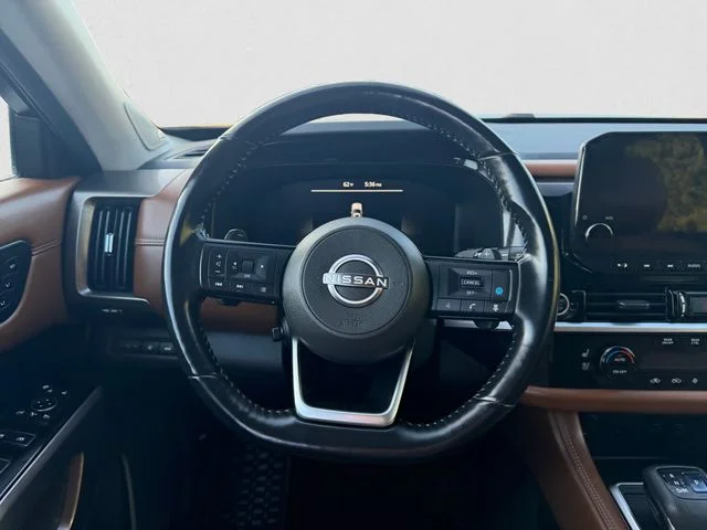 Used 2022 Boulder Gray Nissan Platinum image 13