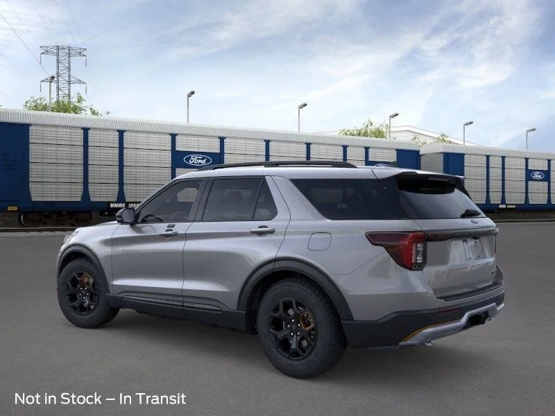 New 2026 Carbonized Gray Metallic Ford Tremor® image 5