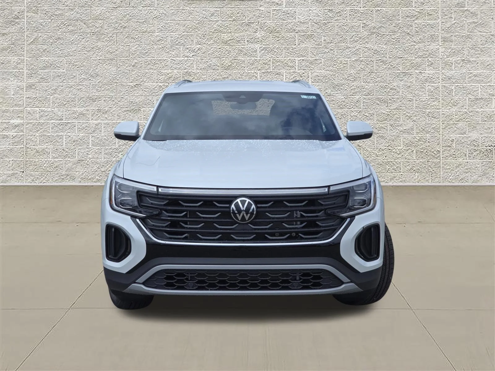 New 2026 Opal White Pearl Volkswagen 2.0T SE image 2