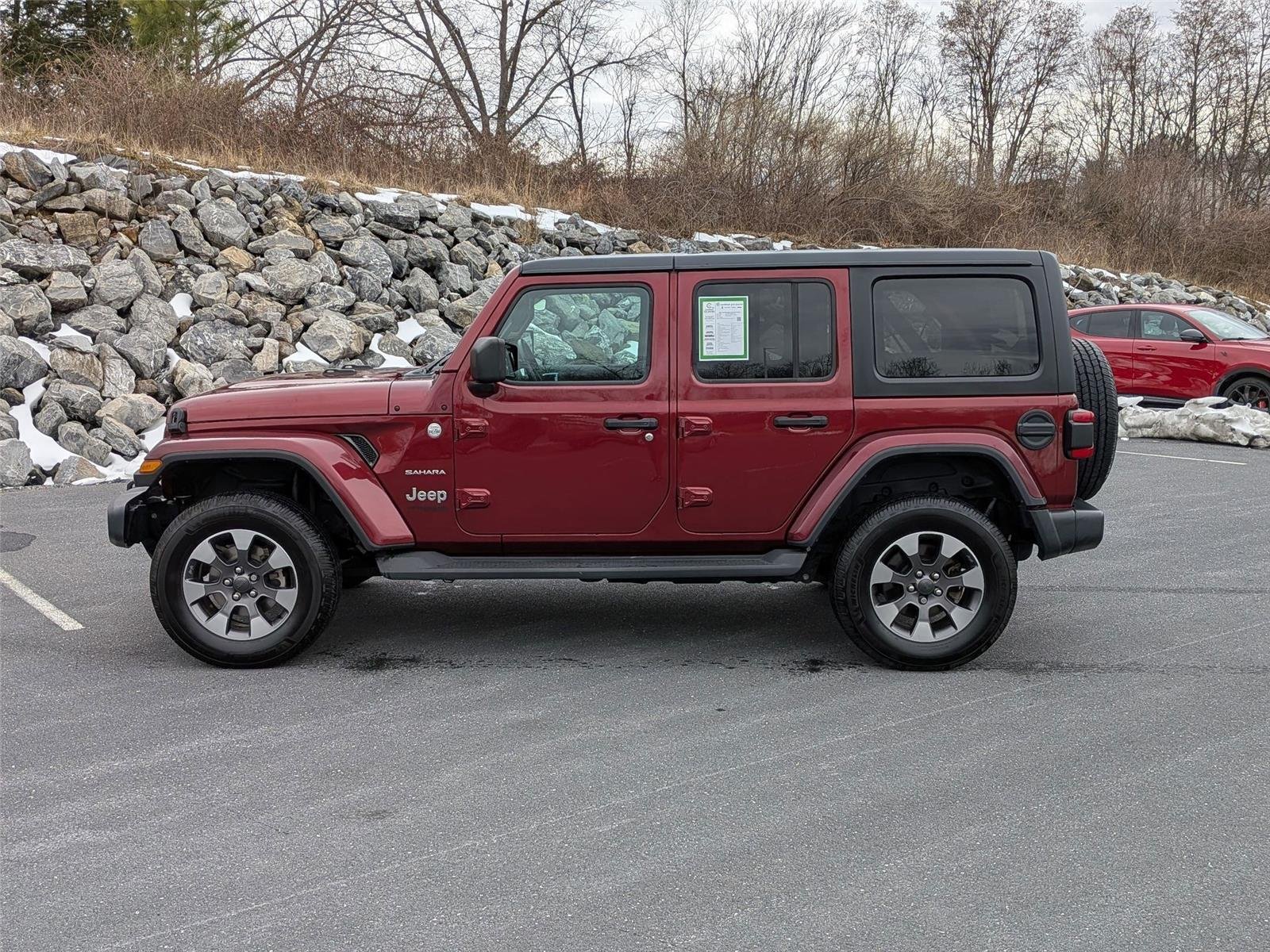 Used 2021 Snazzberry Pearlcoat Jeep Unlimited Sahara image 8
