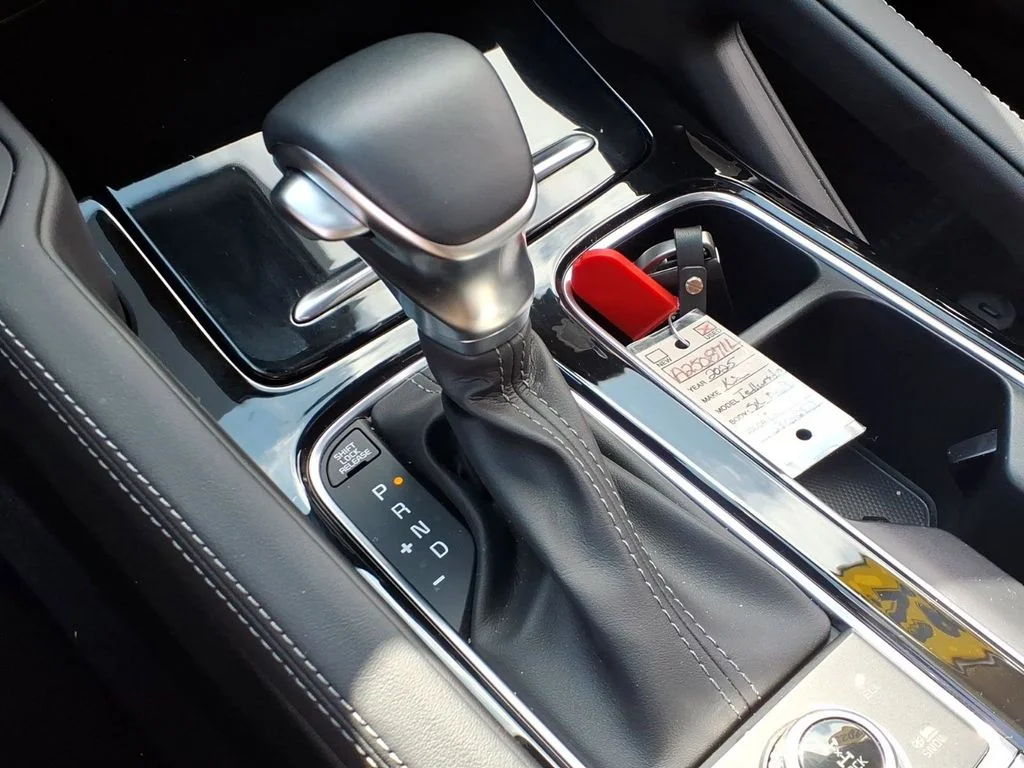2025 Kia Telluride SX - Photo 22