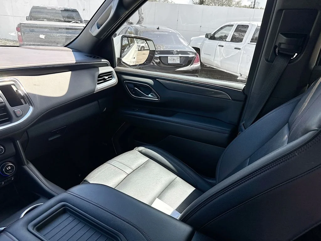 2022 Chevrolet Suburban RST - Photo 20
