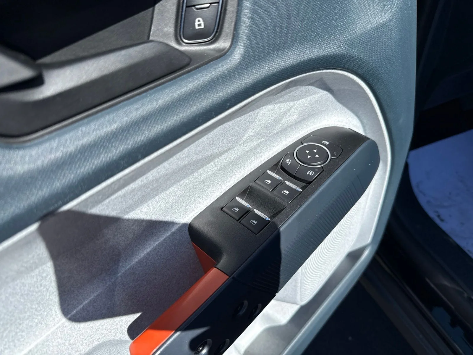 Used 2022 Black Ford XLT image 19
