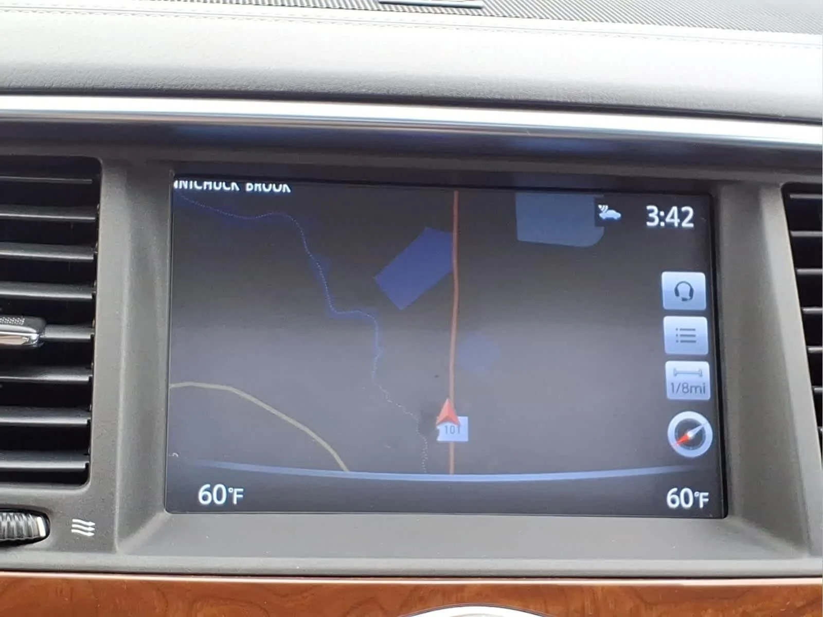 Used 2019 Graphite Shadow INFINITI LUXE image 25