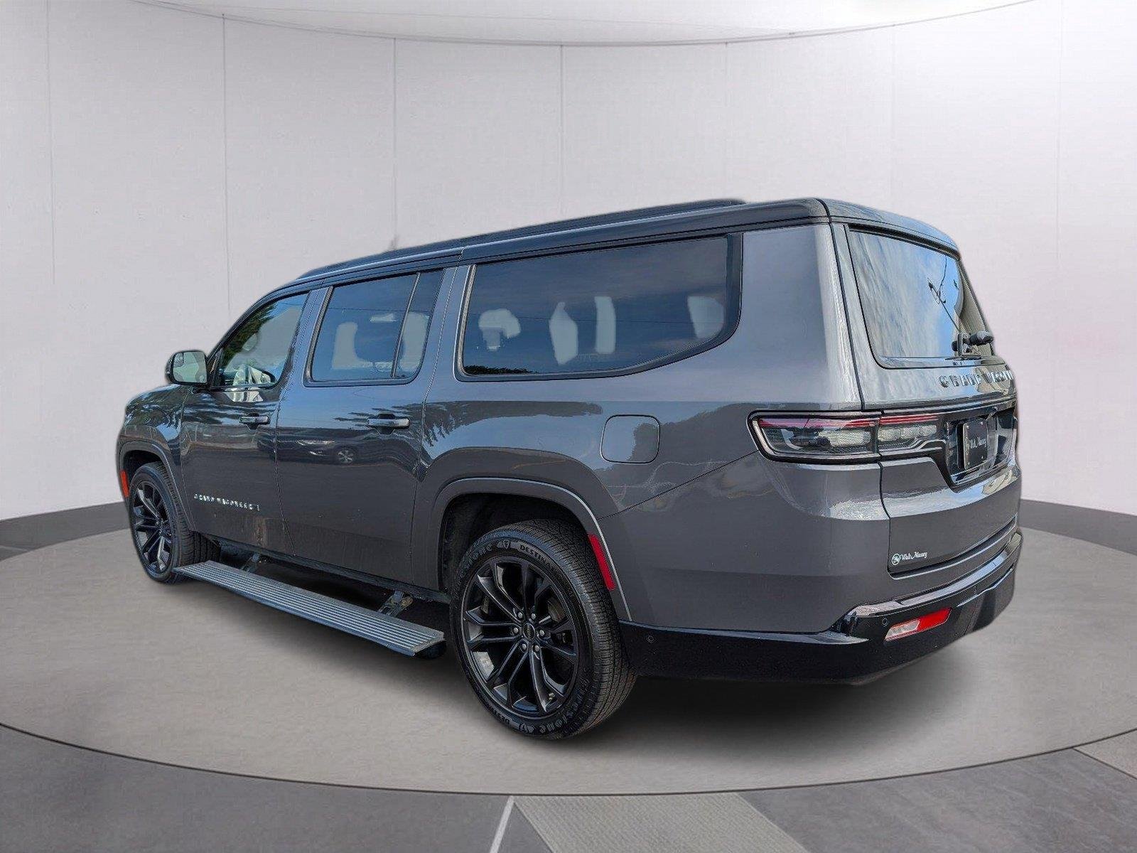 Used 2024 Baltic Gray Metallic Clearcoat Jeep Series II image 5