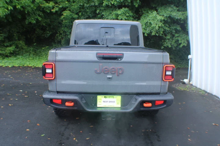 Used 2020 Sting-Gray Clearcoat Jeep Mojave image 15